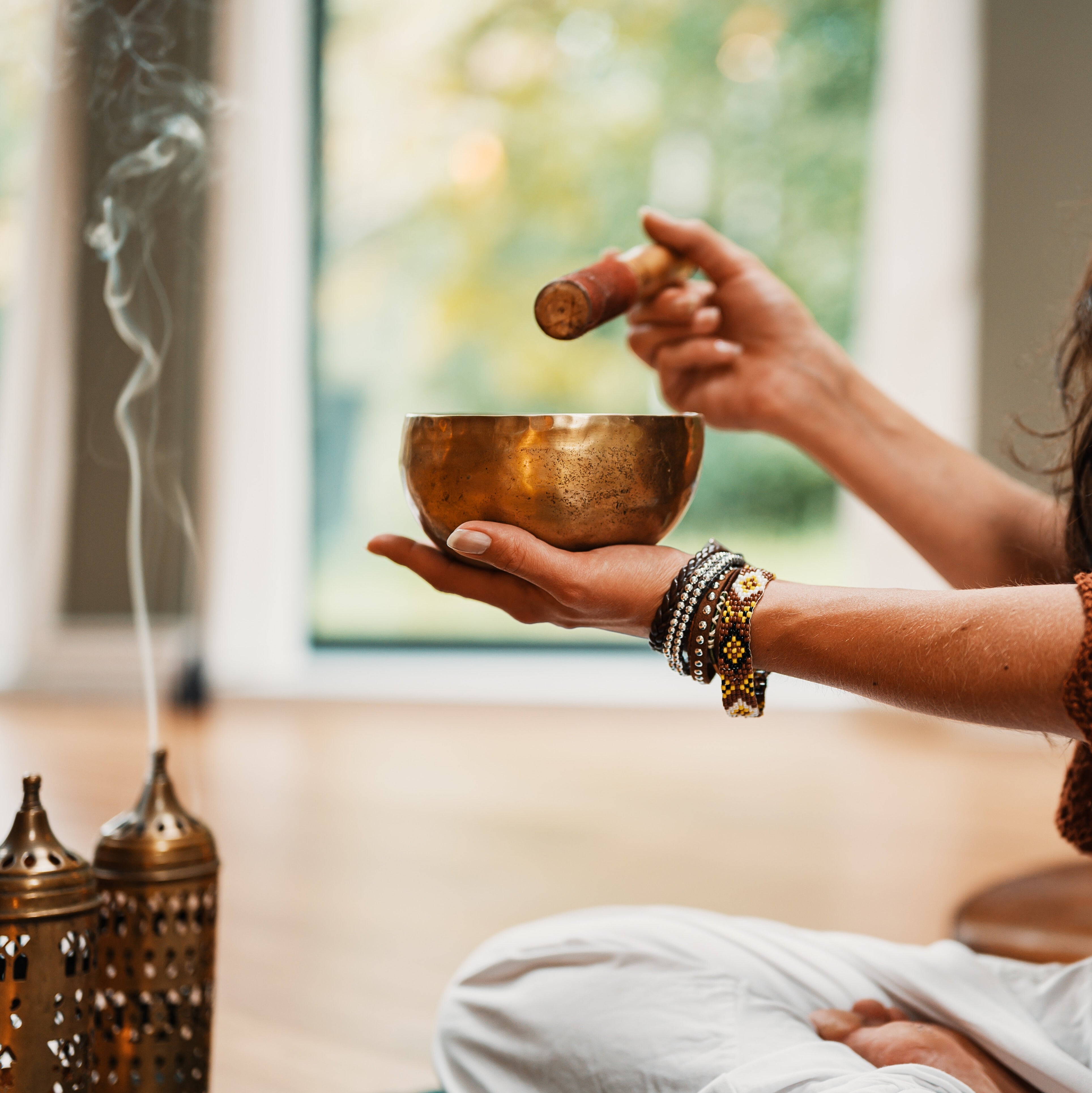 Renforcez votre Énergie avec une Protection Efficace : Conseils et Astuces de Purification pour Votre Pendule