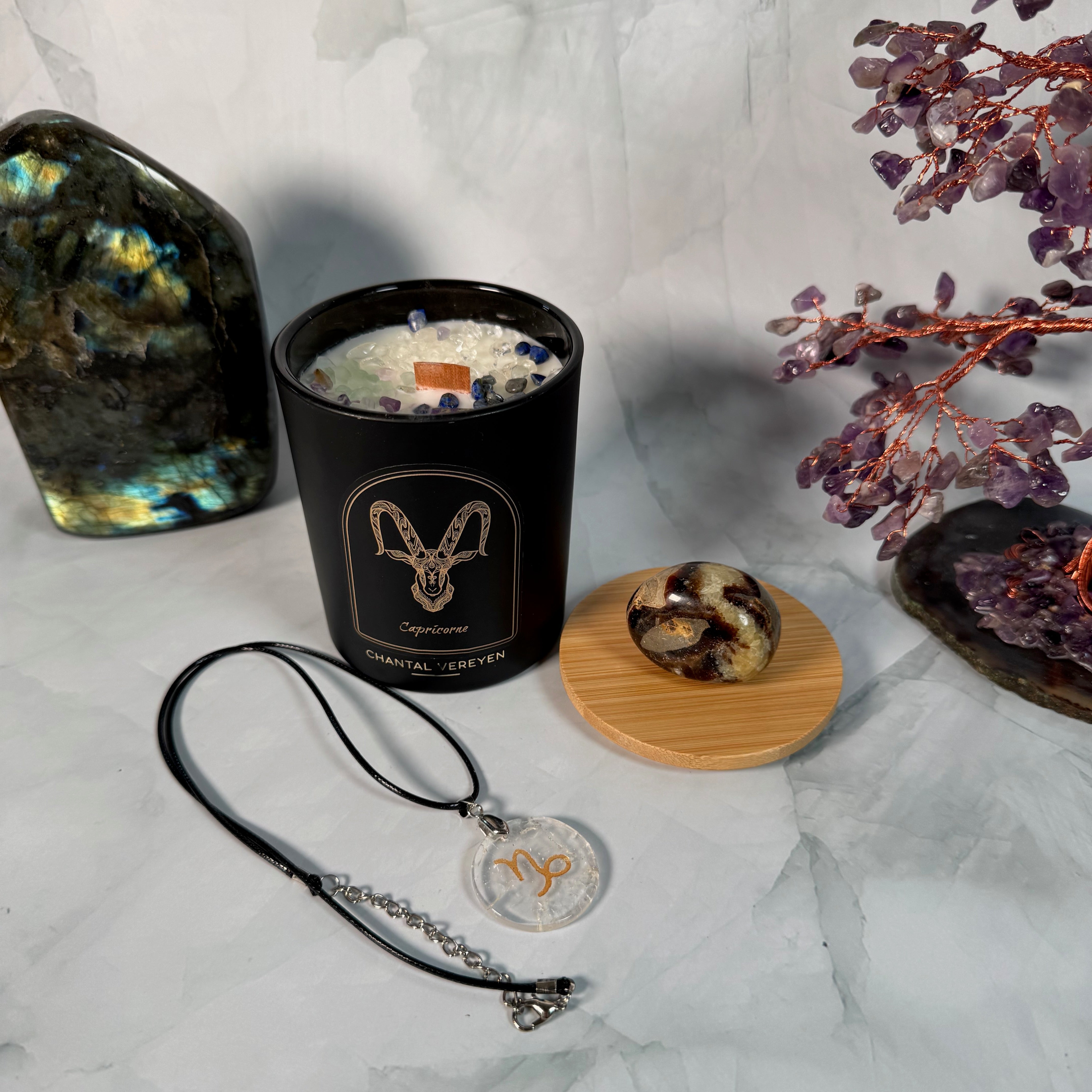 Ensemble Astrologique Capricorne : Bougie, Collier et Pierre