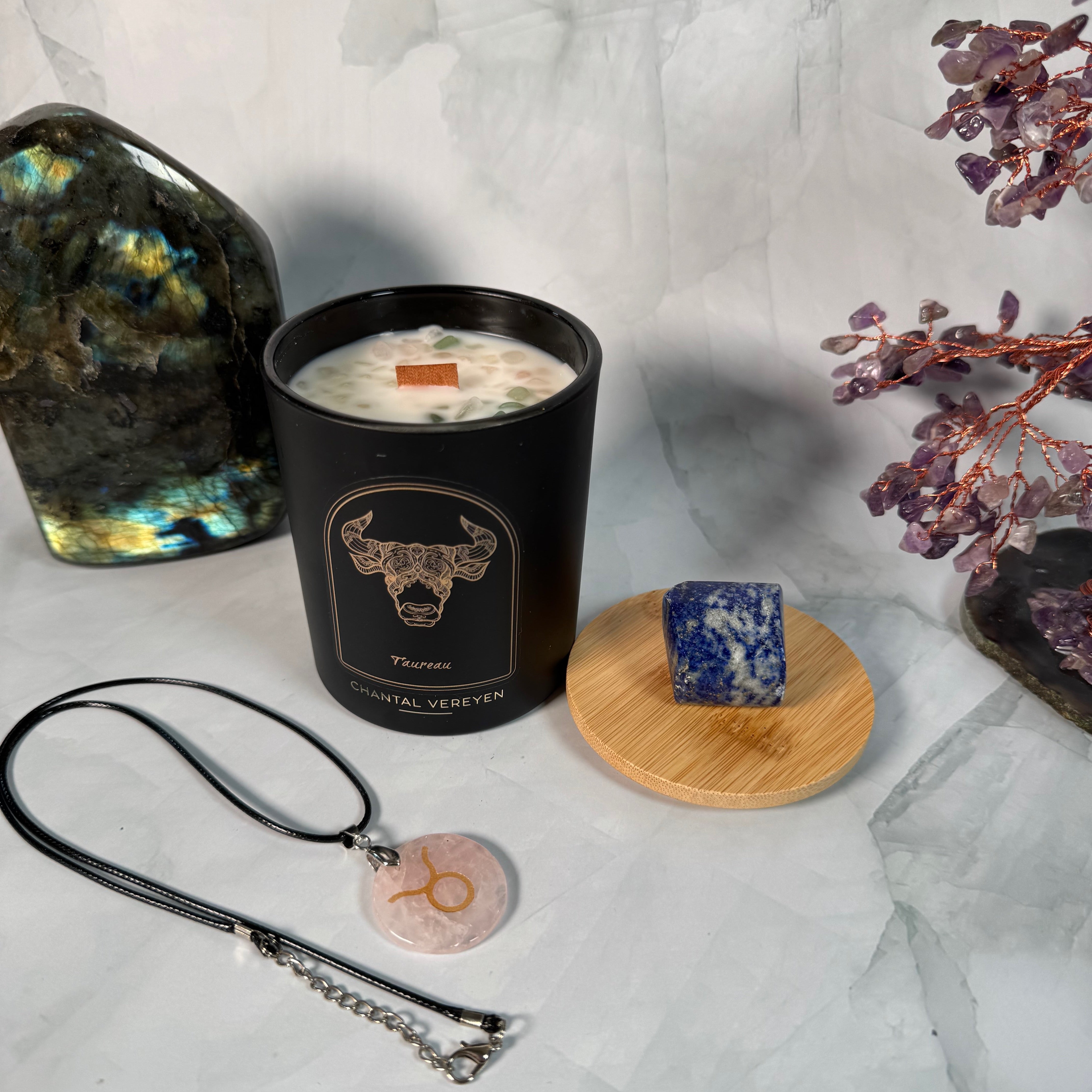 Ensemble Astrologique Taureau : Bougie, Collier et Pierre