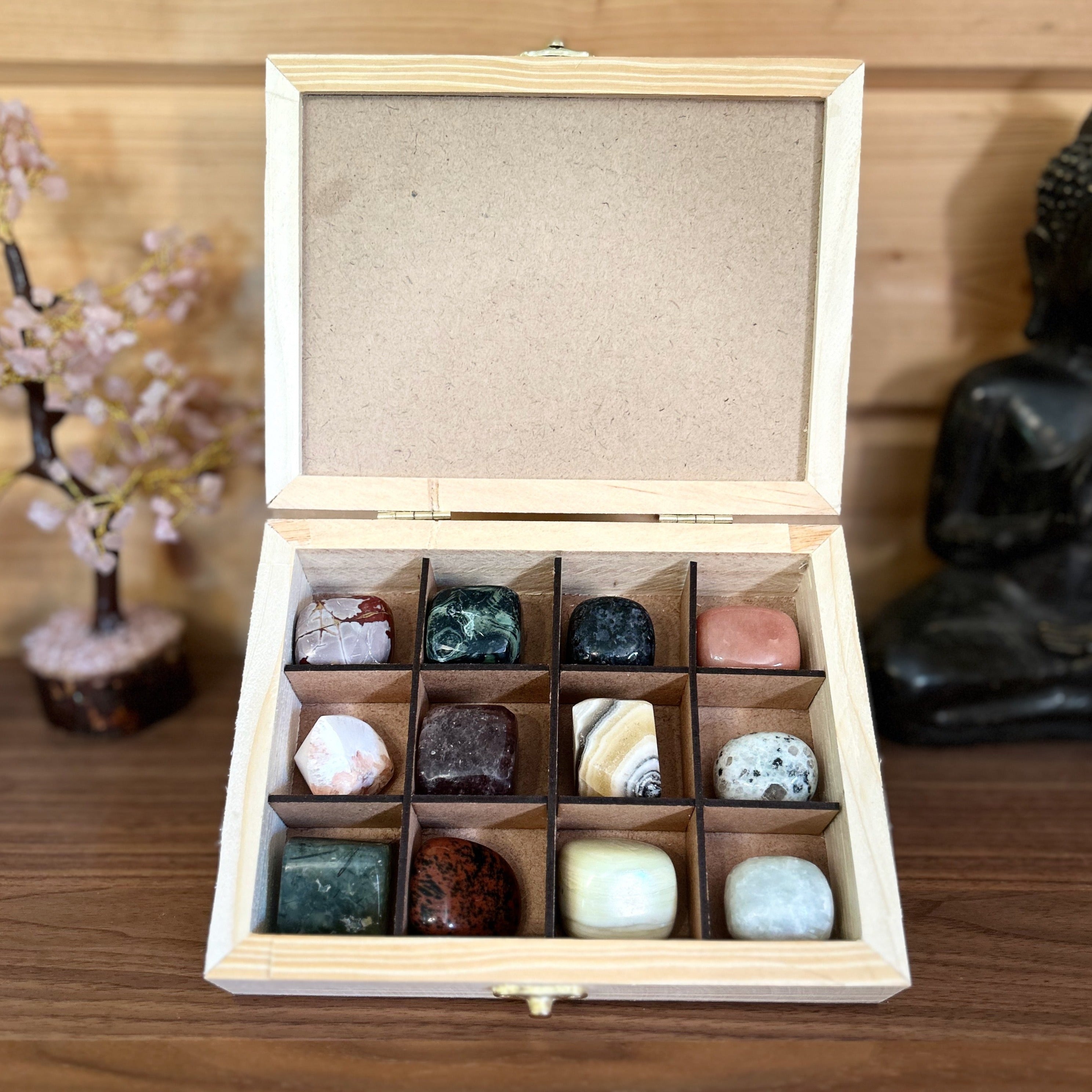 Mineral shine box