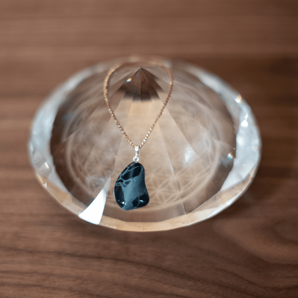 Pendentif Obsidienne spider - Pierre naturelle de lithothérapie - Chantal Vereyen